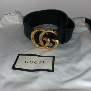 Gucci leather belt with Double G buckle